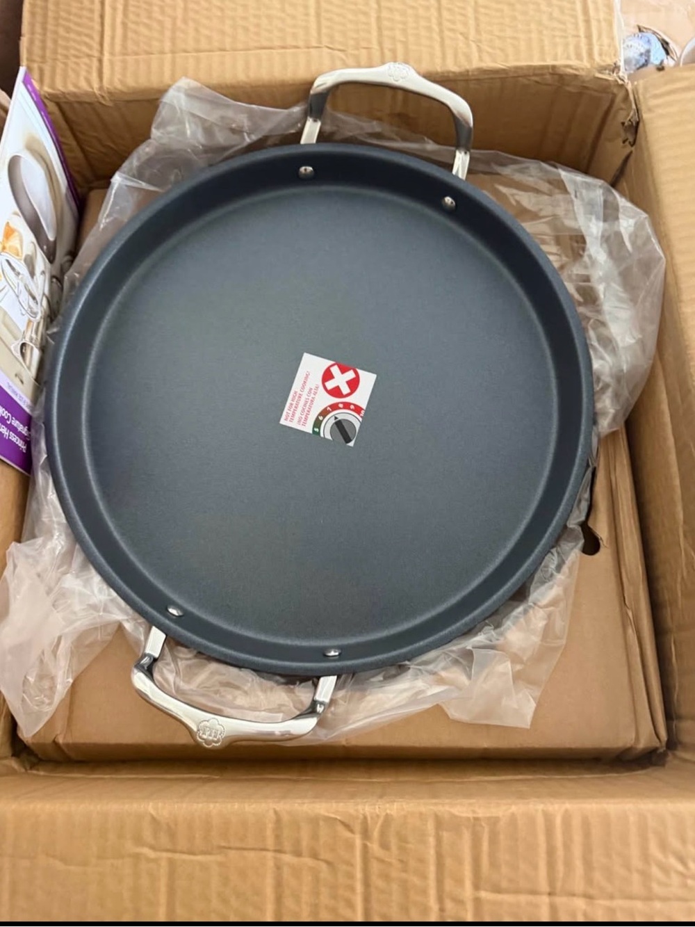 PH PRINCESS HERITAGER
SIGNATURE
13" Nonstick Griddle
